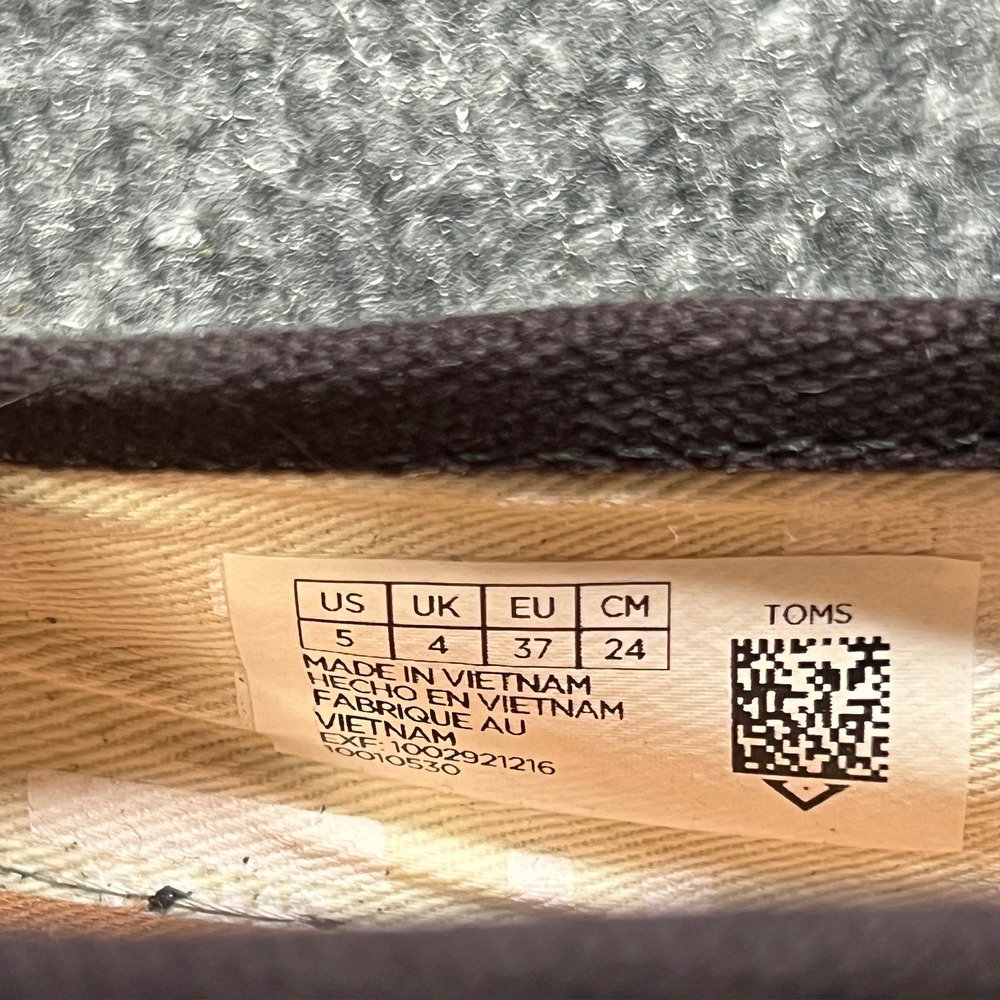 NIB TOMS Youth 5 Classic‎ Black Canvas Slip On Alpargata Shoes 10010530 - Picture 9 of 12